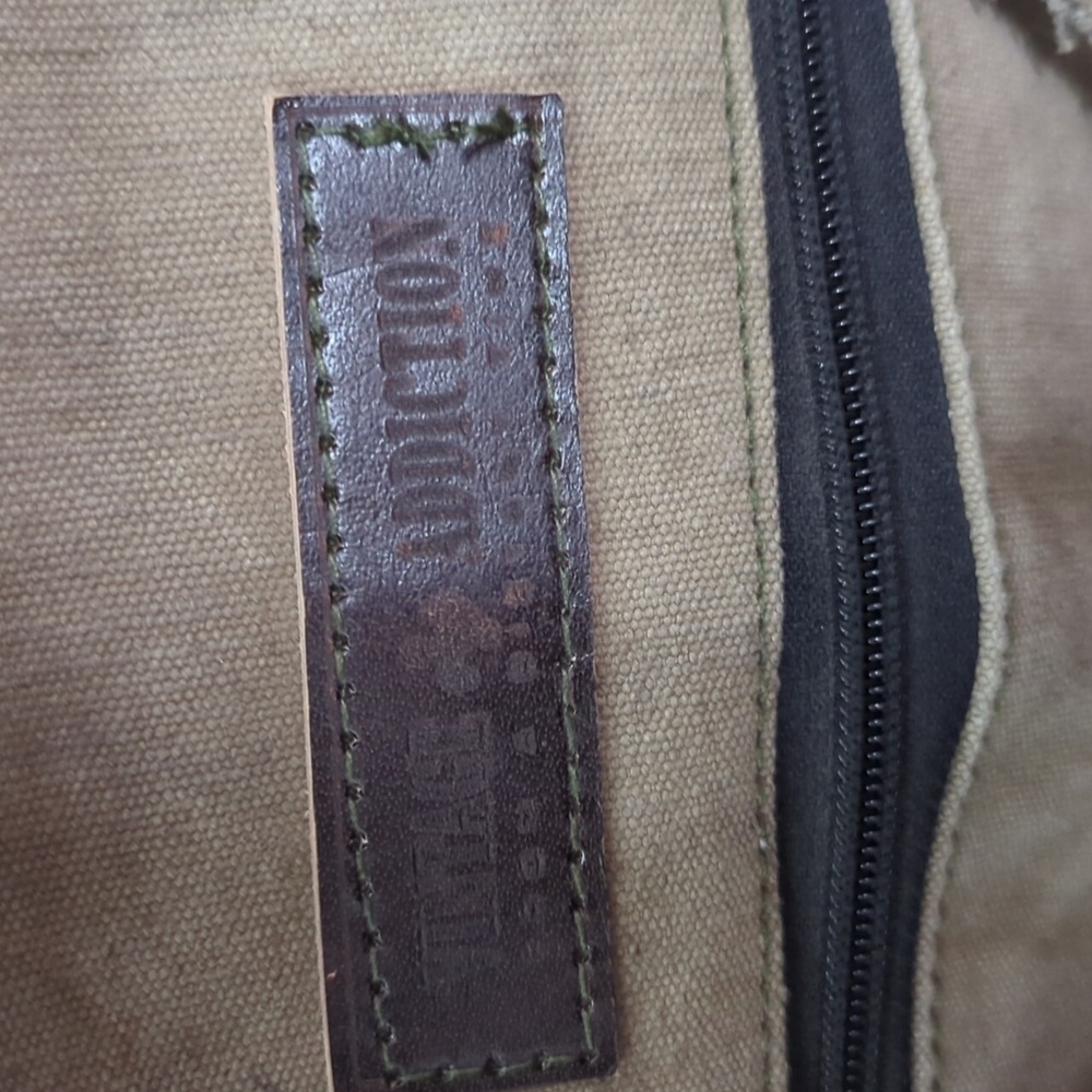 Vintage Addiction Distressed Canvas Messenger Bag - Picture 3 of 10
